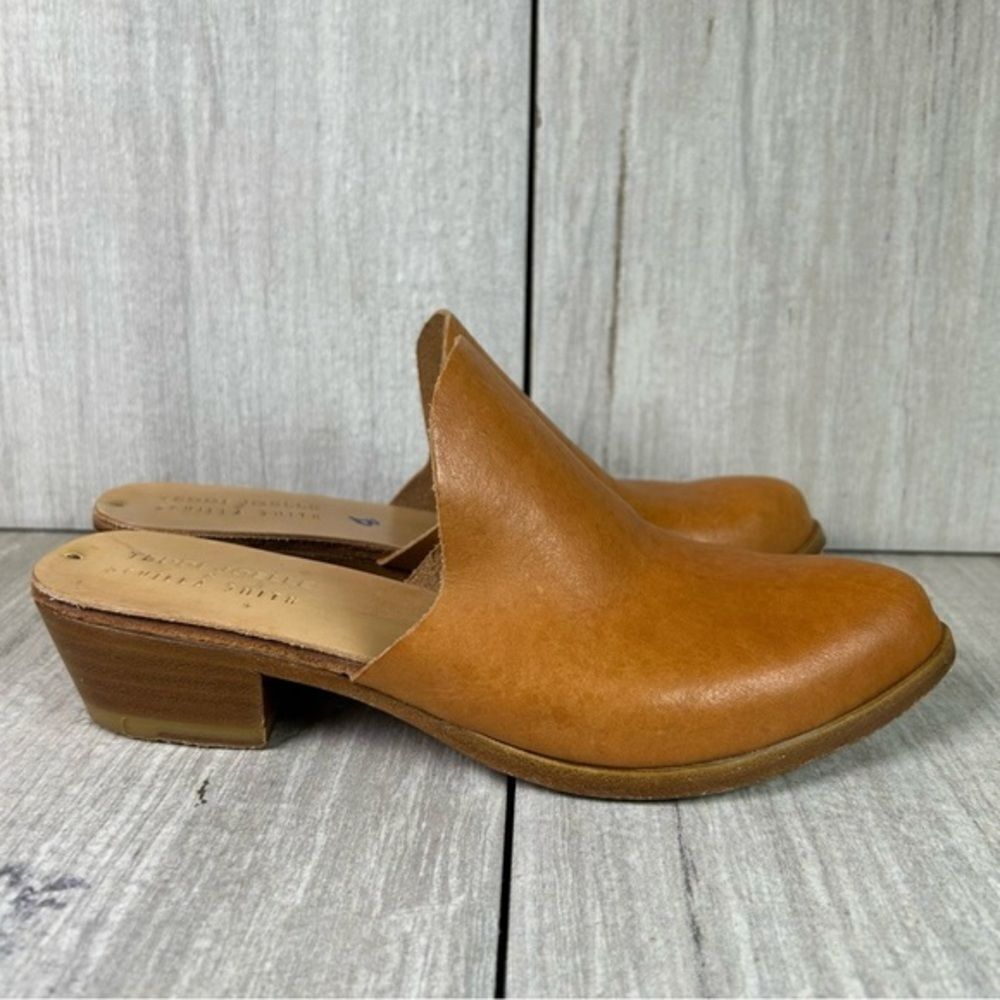 Sevilla Smith x Teddi Joelle Slip On Leather Handcrafted Mule Womens Size 5.5 35